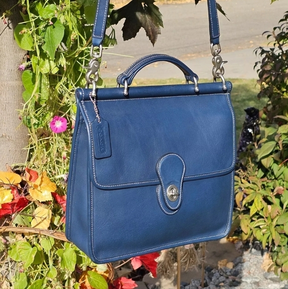 Vintage Coach Willis Crossbody Shoulder Bag 9927 ( Royal / Deep Ocean Blue ) - Picture 2 of 11